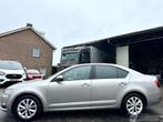Skoda Octavia 1.0 TSI 115pk 6-bak Greentech Amb Bus sedan -, Auto diversen, Schadeauto's, Handgeschakeld, Sedan, Zilver of Grijs