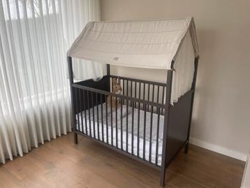 Stokke home met aerosleep matras met 2 molton en 1 topper beschikbaar voor biedingen