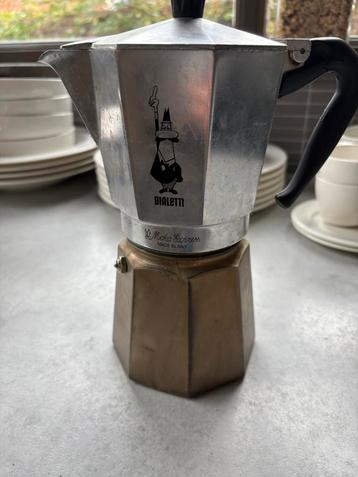 Bialetti Moka Express percolator groot formaat (0,5 liter) beschikbaar voor biedingen