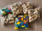 Pakket met bruine en gekleurde houten blokken, Overige typen, Zo goed als nieuw, Ophalen