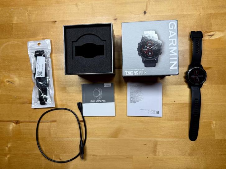 Garmin Fenix 5s pro sapphire (sporthorloge), Sport en Fitness, Overige Sport en Fitness, Gebruikt, Ophalen
