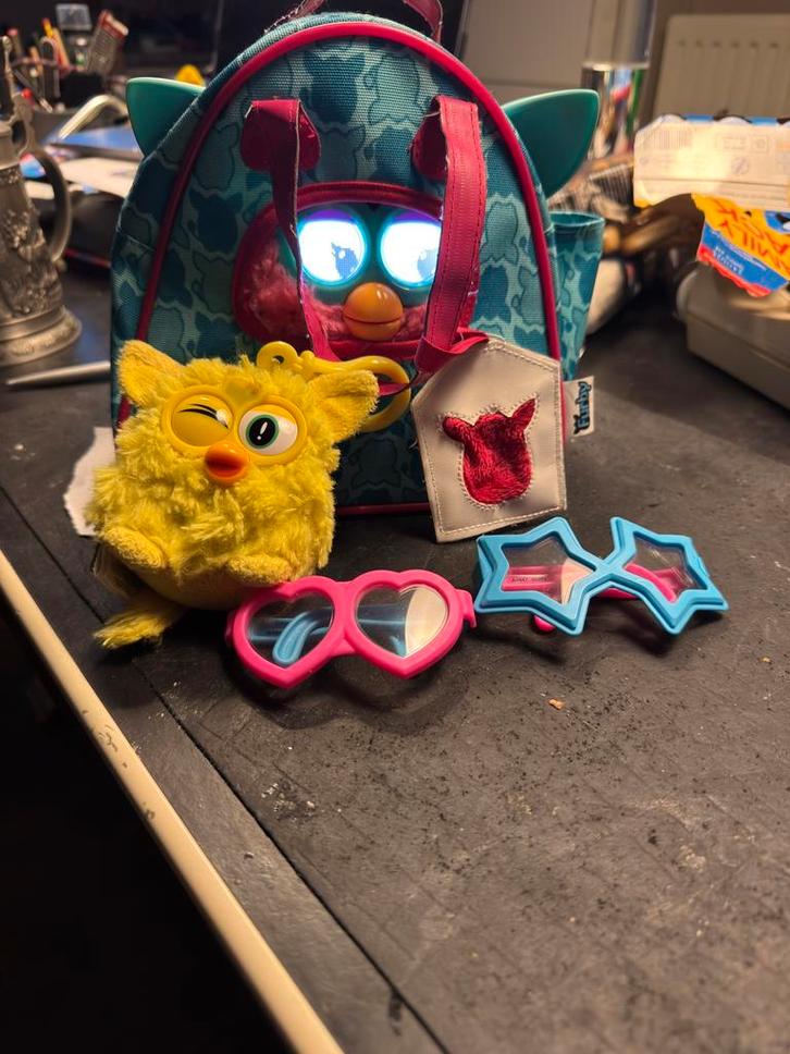 Furby met baby in originele tas met accesoires, Verzamelen, Speelgoed, Zo goed als nieuw, Ophalen