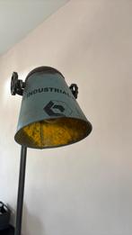 Industriele lamp, Huis en Inrichting, Lampen | Vloerlampen, Ophalen, Zo goed als nieuw, 150 tot 200 cm