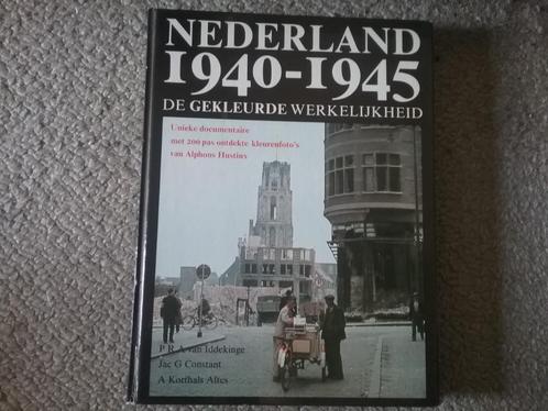 Nederland 1940-45 - de gekleurde werkelijkheid (1985), Boeken, Oorlog en Militair, Gelezen, Overige onderwerpen, Tweede Wereldoorlog
