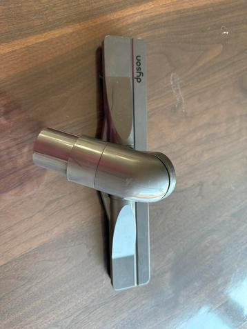 Parket borstel dyson beschikbaar voor biedingen