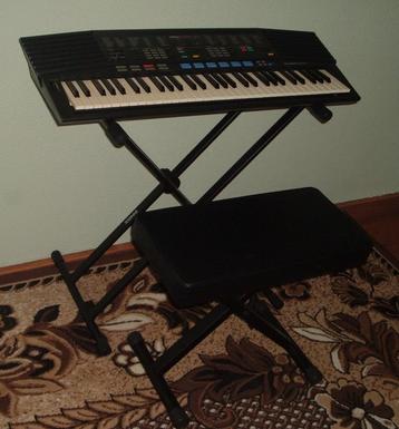 Keyboard Yamaha PSR-47 synthesizer piano orgel beschikbaar voor biedingen