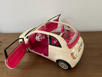 Barbie Fiat 500 Cabrio Speelgoedauto, Crème/Roze. beschikbaar voor biedingen