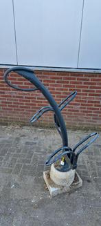 Fietsenrek VelopA, type tulip, Ophalen, Gebruikt