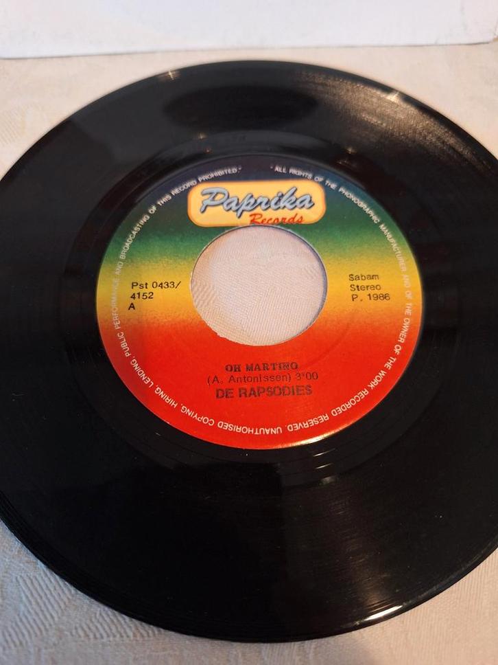 De Rapsodies - Oh Martino - Single uit 1986, Cd's en Dvd's, Vinyl | Nederlandstalig, Zo goed als nieuw, Ophalen of Verzenden