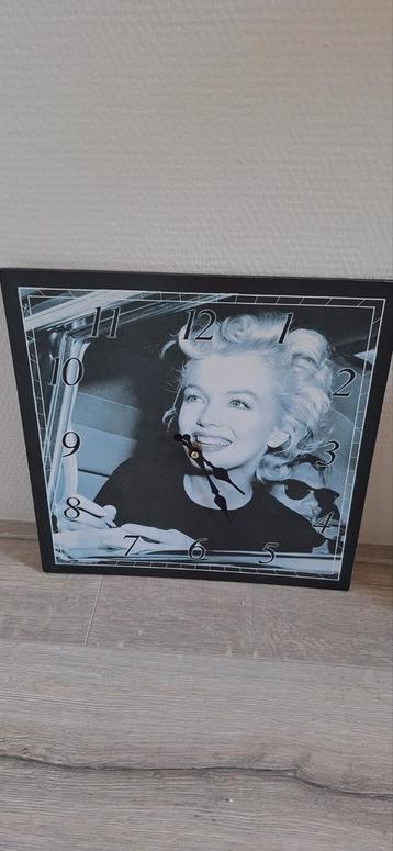 Vintage Marilyn Monroe Wandklok beschikbaar voor biedingen