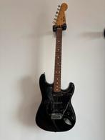 Fender stratocaster zwart, Muziek en Instrumenten, Ophalen, Zo goed als nieuw, Solid body, Fender