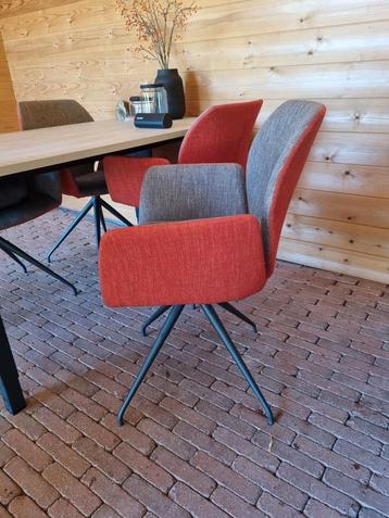  Mobitec type Mood 95 Stoel antraciet grijs, oranje.  beschikbaar voor biedingen