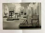 Foto FRANS van AMEIJDE Gerrit Rietveld Mondial Gispen stoel, Ophalen, Zo goed als nieuw, Fotografen