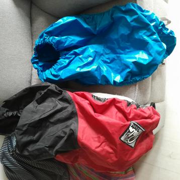 Spatzeiltjes(PALM),voor op kayak kuipen van +/- 70a80cm. beschikbaar voor biedingen
