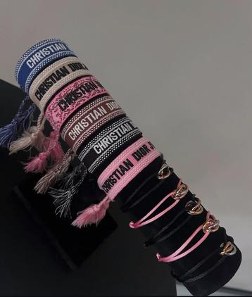 Dior & cartier armbandjes  beschikbaar voor biedingen