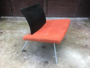 KFF design fauteuil beschikbaar voor biedingen