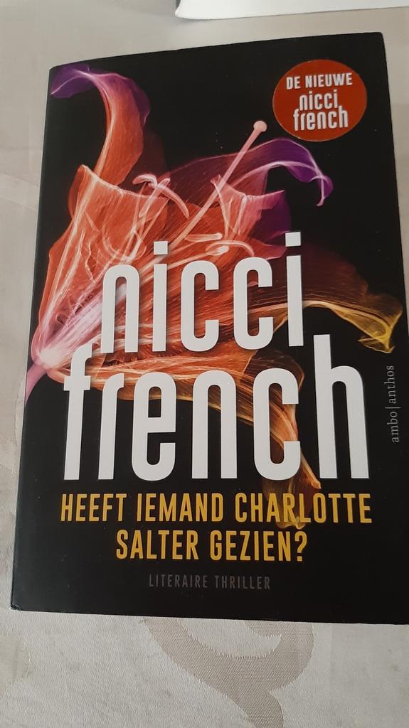 Nicci French heeft iemand Charlotte Salter gezien, Ophalen of Verzenden, Zo goed als nieuw