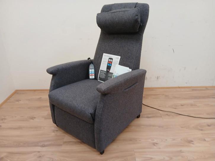 Fitform "Fit motion" Sta-op-stoel, (Gratis op maat gemaakt), Diversen, Verpleegmiddelen, Nieuw, Ophalen