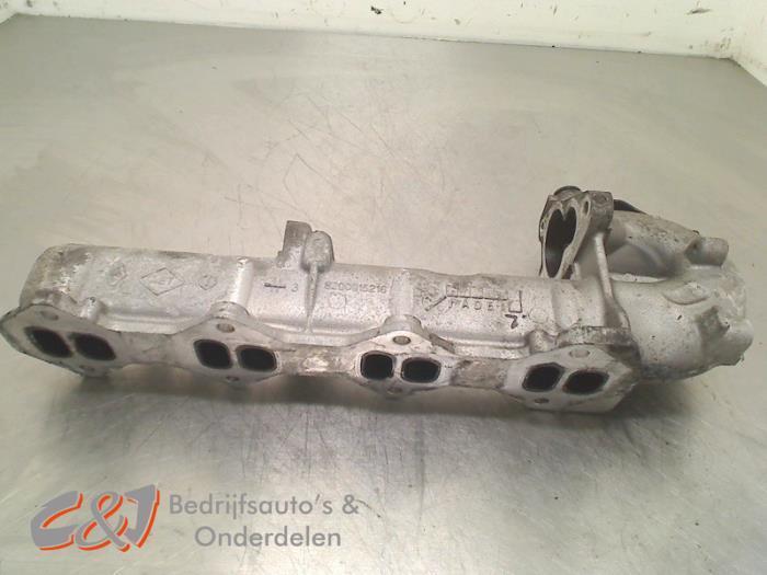 Inlaatspruitstuk van een Opel Vivaro, Auto-onderdelen, Motor en Toebehoren, Opel, Gebruikt, 3 maanden garantie, Ophalen of Verzenden