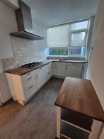 Witte hoekkeuken met hoog stuk met Siemens inbouw apparatuur, Huis en Inrichting, Keuken | Complete keukens, Gebruikt, Wit, Hoekkeuken