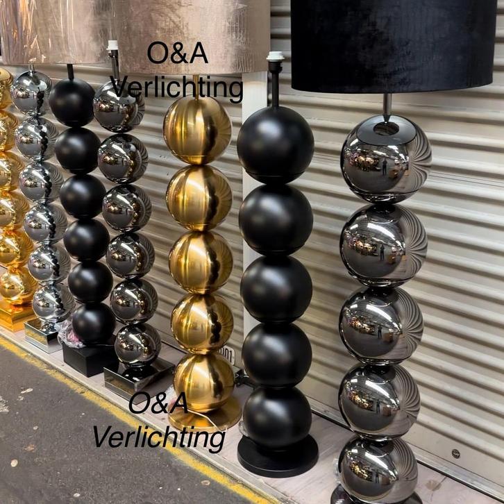 Moderne Vloerlampen zwart, goud en zilver NIEUW, Huis en Inrichting, Lampen | Vloerlampen, Nieuw, 150 tot 200 cm, Metaal, Overige materialen