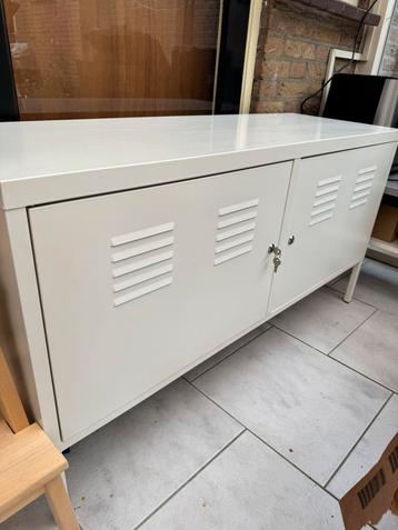 Ikea PS locker kast wit beschikbaar voor biedingen