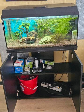 Juwel aquarium zwart onderkast en toebehoren beschikbaar voor biedingen