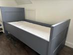 Bed junior /  babypark, Huis en Inrichting, Slaapkamer | Bedden, Grijs, Ophalen of Verzenden, Eenpersoons, Zo goed als nieuw