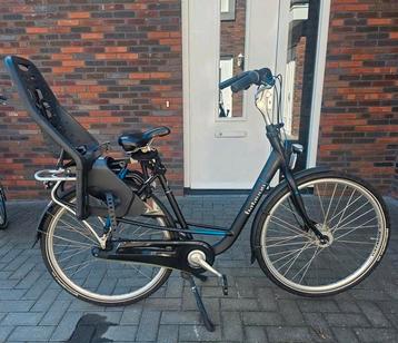 Batavus Mambo, Moederfiets, mat zwart, met Yepp achterzitje beschikbaar voor biedingen