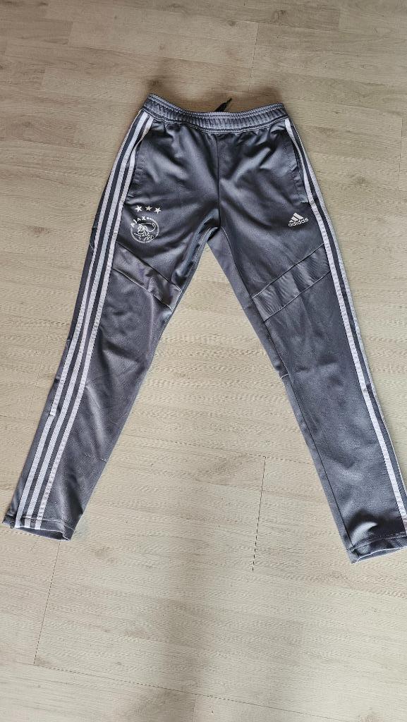Ajax Trainingsbroek! Seizoen 18/19! Mt XS!, Kleding | Heren, Sportkleding, Zo goed als nieuw, Voetbal, Maat 46 (S) of kleiner