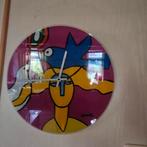 Kleurrijke Wandklok met Abstract Design, Ophalen of Verzenden, Gebruikt, Analoog, Wandklok