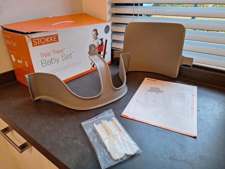 Stokke Tripp Trapp Babyset, Kinderen en Baby's, Kinderstoelen, Zo goed als nieuw, Meegroeistoel, Stoelverkleiner, Ophalen of Verzenden