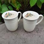 Wedgwood CONWAY 2 puntgave grote hoge mokken/bekers, Huis en Inrichting, Keuken | Servies, Ophalen of Verzenden, Zo goed als nieuw