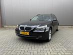 BMW 5-serie Touring 520i Business Line Edition I, Automaat, Achterwielaandrijving, Zwart, 4 cilinders