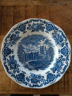 Een wit blauw bord, Ophalen