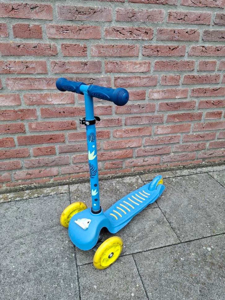 Blauwe Kinderstep - Leuke step voor kids!, Kinderen en Baby's, Speelgoed | Buiten | Voertuigen en Loopfietsen, Gebruikt, Overige typen