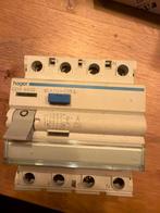 Hager Aardlekschakelaar 4-P CDA440G, Hobby en Vrije tijd, Ophalen, Gebruikt