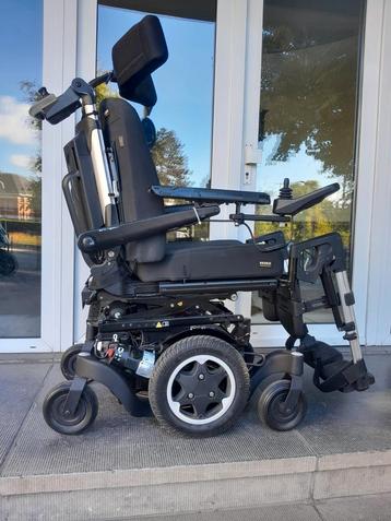 Elektrische rolstoel scootmobiel Quickie Q500 nieuw staat beschikbaar voor biedingen