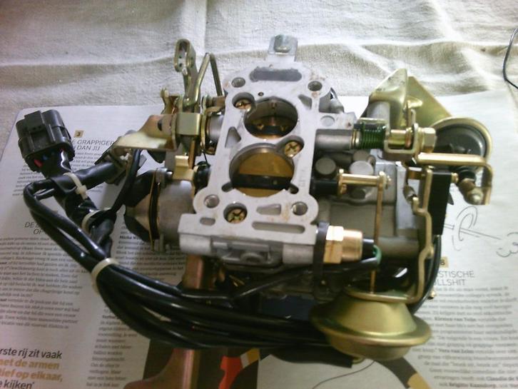 Nieuw Origineel Nissan 100NX Sunny Carburateur GA14DS, Auto-onderdelen, Brandstofsystemen, Amerikaanse onderdelen, Nissan, Oldtimer onderdelen