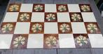 12 antieke wandtegels gele bloem cognac achtergrond, Antiek en Kunst, Ophalen