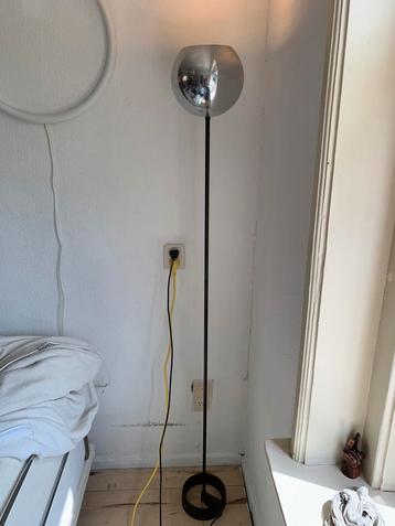 Retro stalen bol lamp beschikbaar voor biedingen