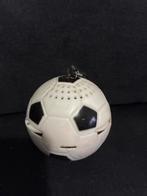 Leuke vintage Radio in de vorm van een voetbal, Ophalen of Verzenden, Gebruikt, Radio