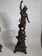 Grote zware zamak beeldje, Antiek en Kunst, Ophalen of Verzenden