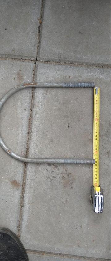 U-Beugel Buisklem - 29cm beschikbaar voor biedingen