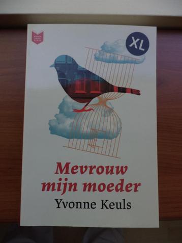 Grootletterboek: Yvonne Keuls: Mevrouw mijn moeder beschikbaar voor biedingen