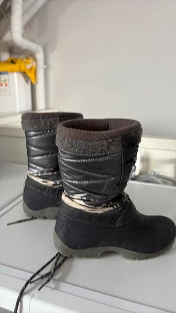 Winterlaarzen / snowboots beschikbaar voor biedingen