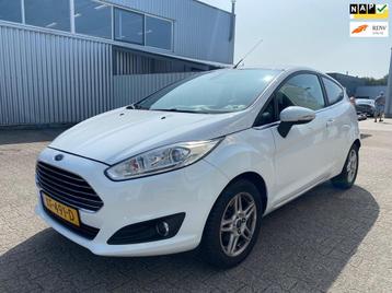 Ford Fiesta 1.0 EcoBoost Titanium 100PK / TIK IN MOTOR! / Cl beschikbaar voor biedingen