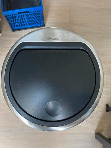 Brabantia prullenbak - 30 liter beschikbaar voor biedingen