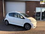 Toyota Aygo 1.0-12V Dynamic Navigator|AIRCO|NIEUWE APK, Voorwielaandrijving, Euro 5, Stof, Gebruikt