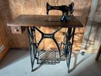 Zeldzame Vintage Pfaff Naaimachine, Antiek en Kunst, Antiek | Naaimachines, Ophalen